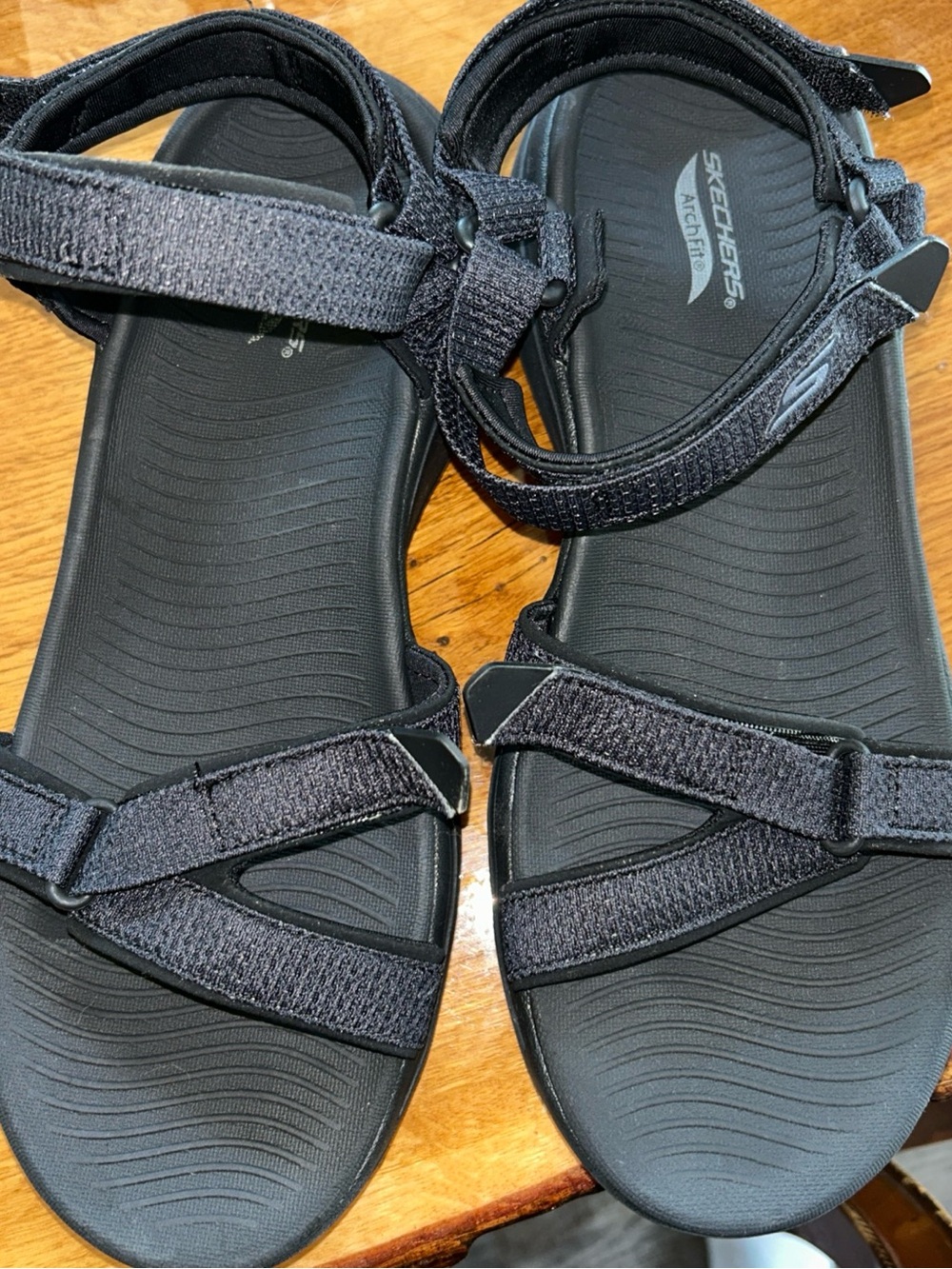 Skechers Black Women’s 10W Arch Fit Adjustable Sport Sandals